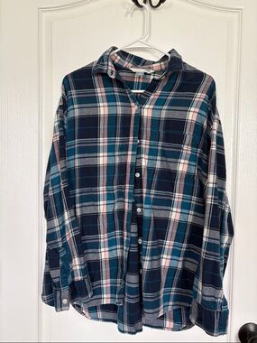 Women’s Old Navy- Navy/Pink Plaid Button-Up Shirt